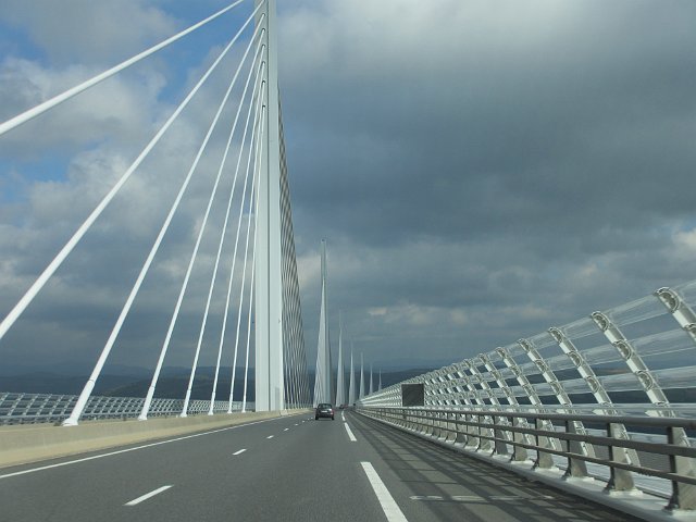 00465 Millau.JPG