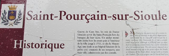 00472 St Pourcain sur Sioule.JPG