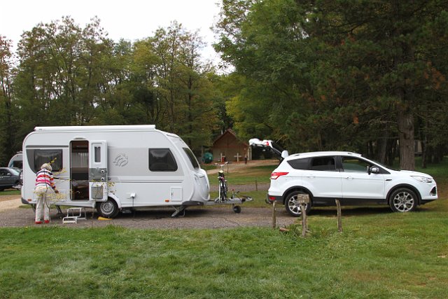 00497 camping de la croix d Arles.JPG