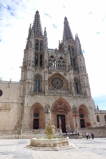 0277 DSC03213.JPG-Burgos.JPG
