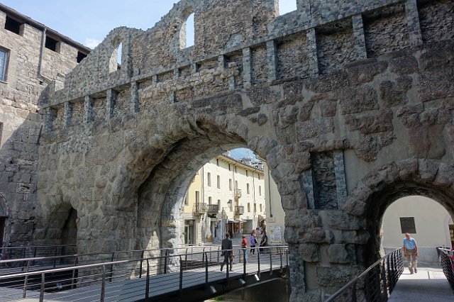 090  Etroubles-Aosta-Bernardo DSC06034.jpg.jpg