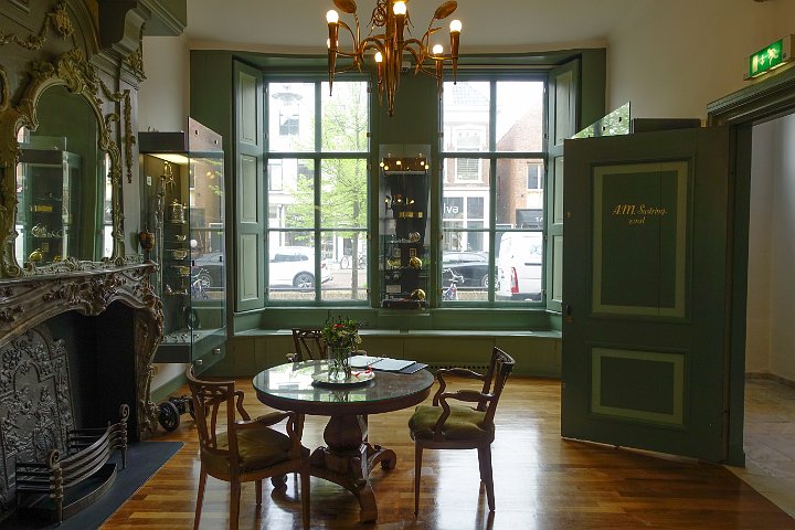 054  DSC09935-2.jpg