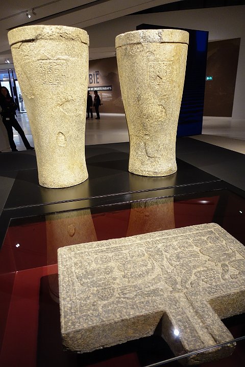 087  DSC00010-2.jpg