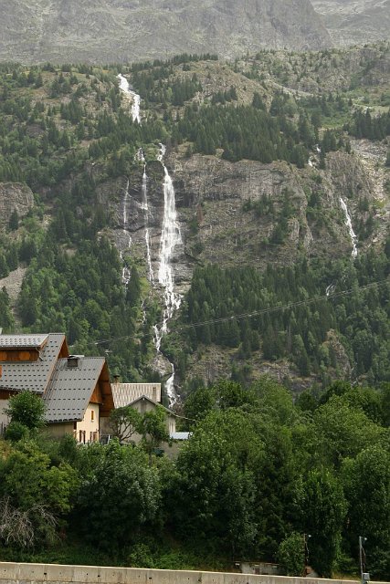 0236 waterval.jpg