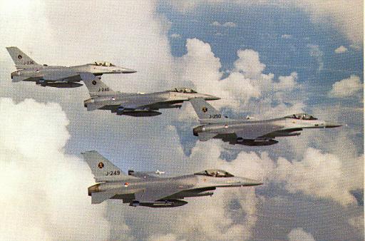 1983-F16.jpg